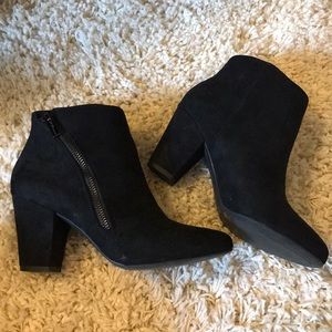 *Brand New* BCBG Dorien Angle Zip Bootie